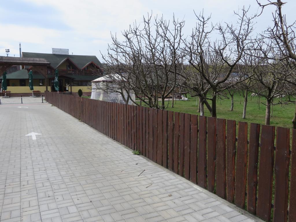 Három Székely Fogadó Miercurea Ciuc Extérieur photo